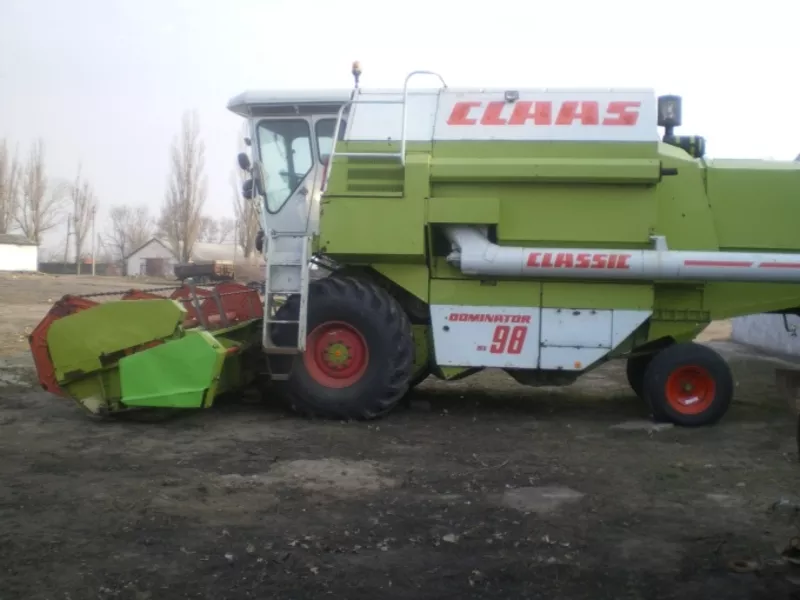 срочно продам Комбайн Claas Dominator 2